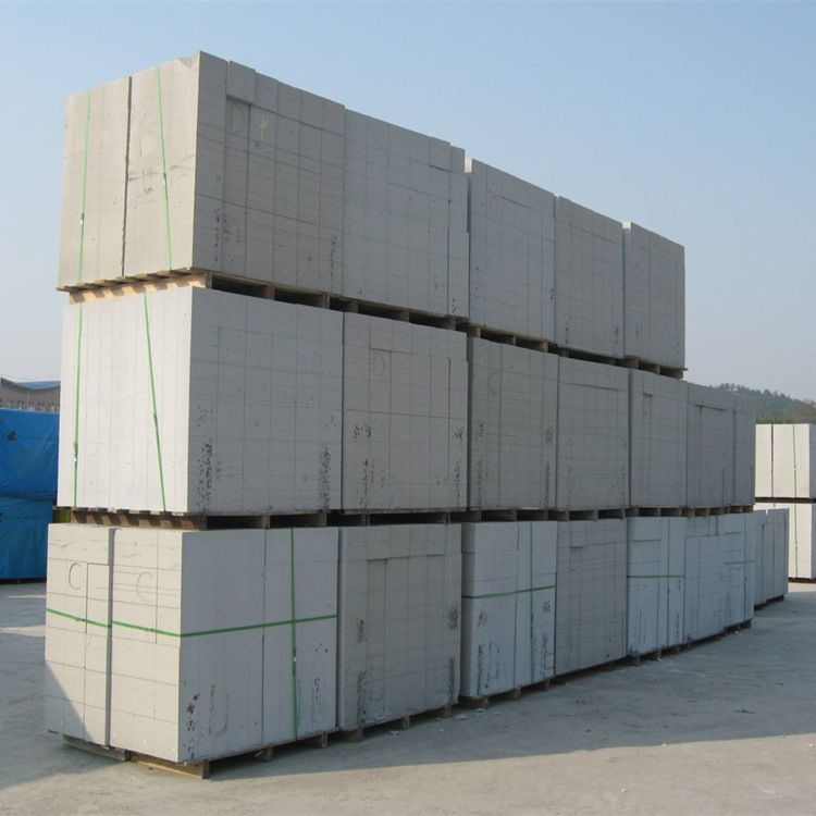 青铜峡宁波台州金华厂家：加气砼砌块墙与粘土砖墙造价比照分析
